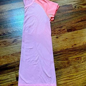 Lululemon short sleeve swiftly top